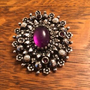 Sarah Coventry vintage purple cabochon brooch